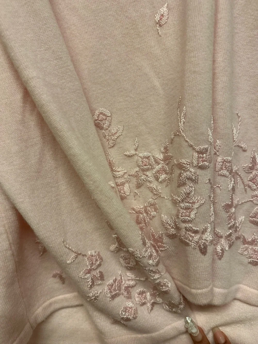 Designers Originals Pale Pink V-Neck Knit Sweater - Picture 3 of 5